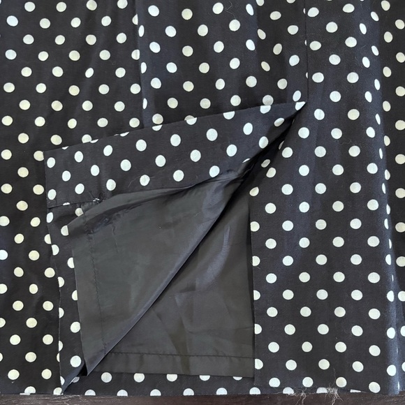 Tahari Navy Blue And White Polka Dot Sleeveless Dress Sheath Size 8 Petite - Picture 7 of 13